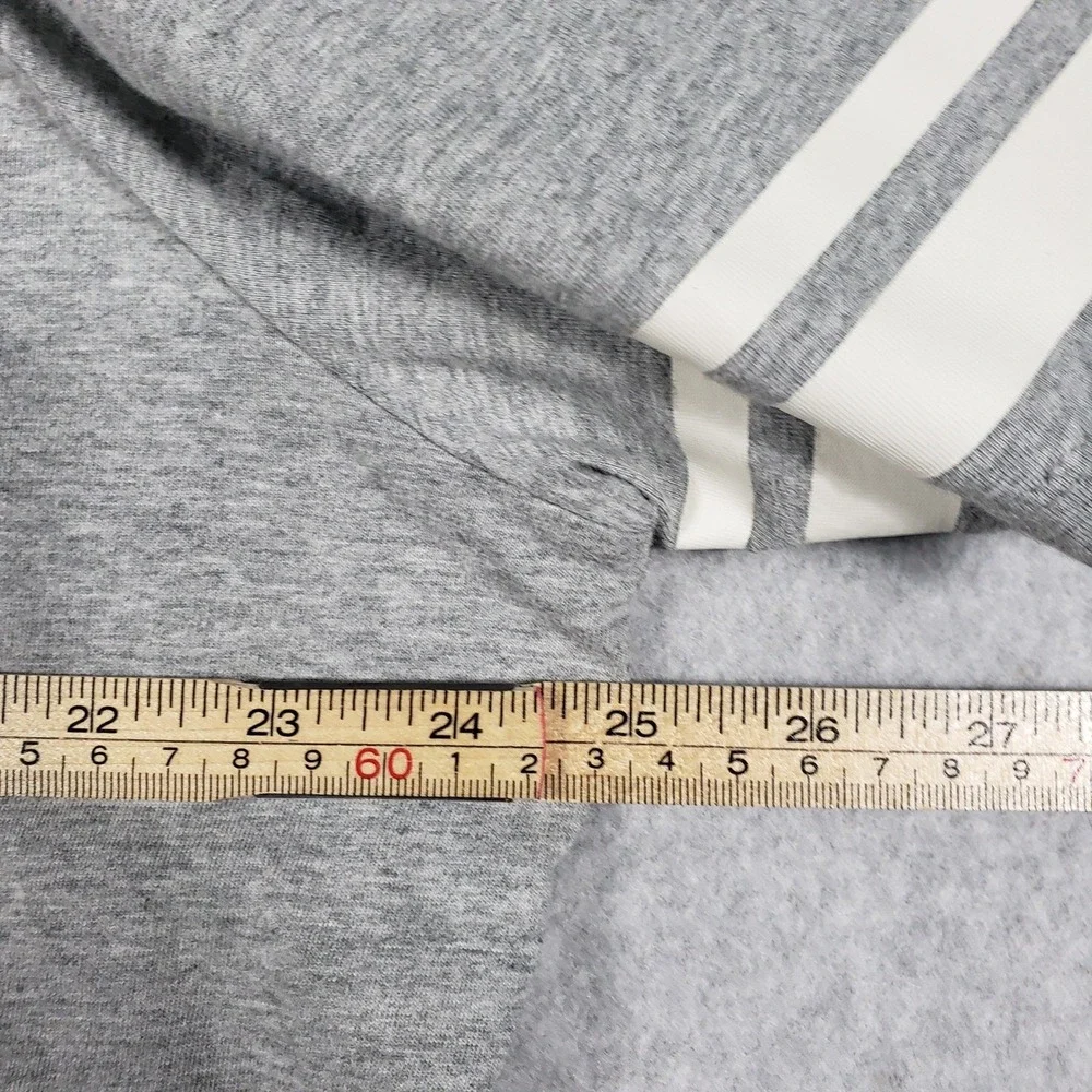 Nike Gray Swoosh Graphic Tee Shirt Womens Plus Size‎ 1X White Trim Heathered